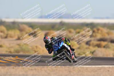 media/Nov-06-2023-Moto Forza (Mon) [[ce023d0744]]/3-Intermediate Group/Session 5 (Turn 4)/